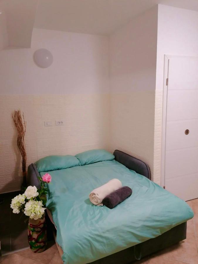 Appartement Studio Apartma Sara à Piran Extérieur photo
